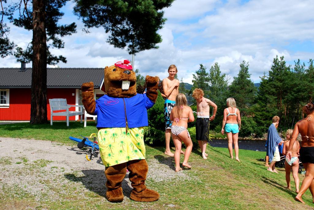 Beveroya Hytteutleie Og Camping Бо Екстериор снимка