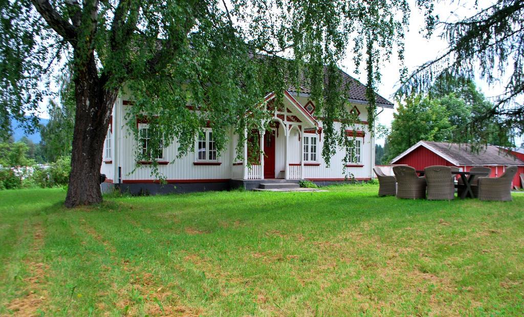 Beveroya Hytteutleie Og Camping Бо Екстериор снимка