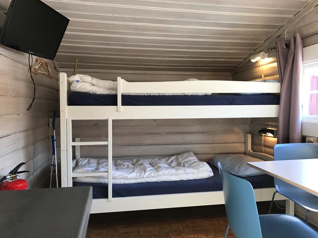 Beveroya Hytteutleie Og Camping Бо Екстериор снимка