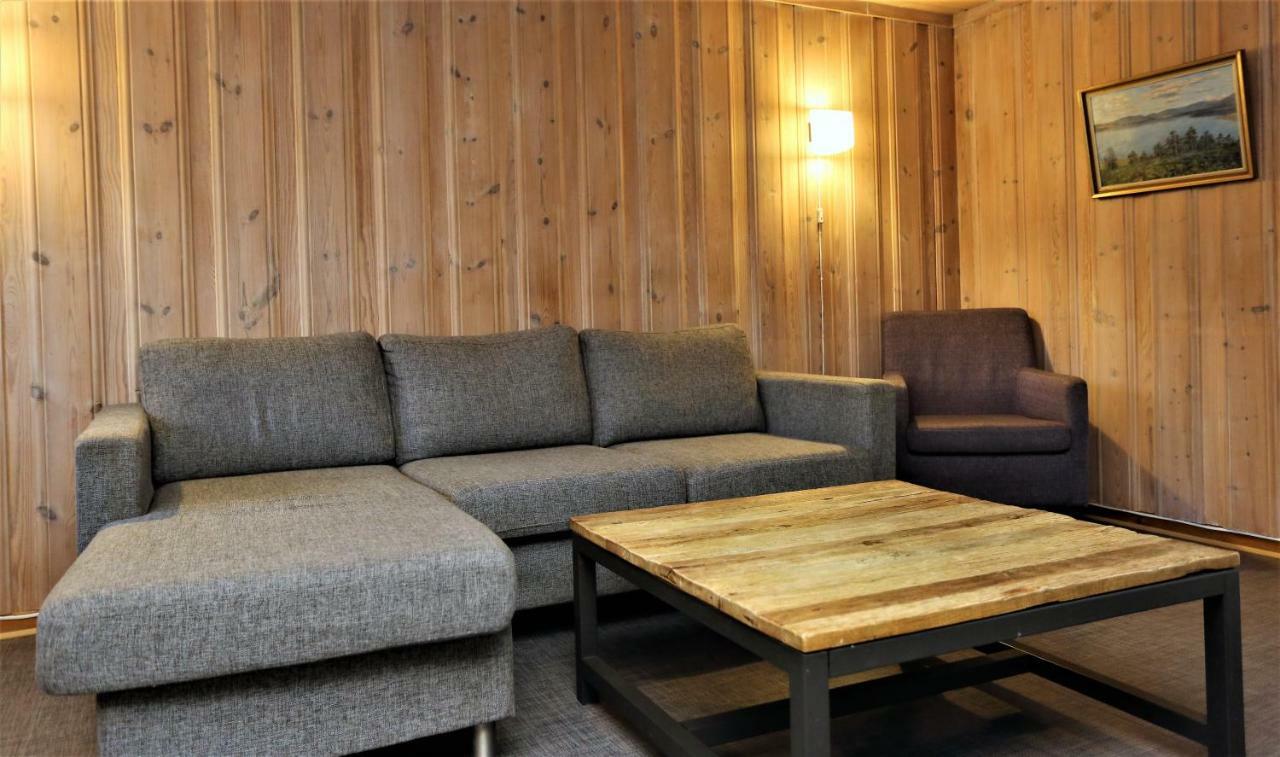 Beveroya Hytteutleie Og Camping Бо Екстериор снимка